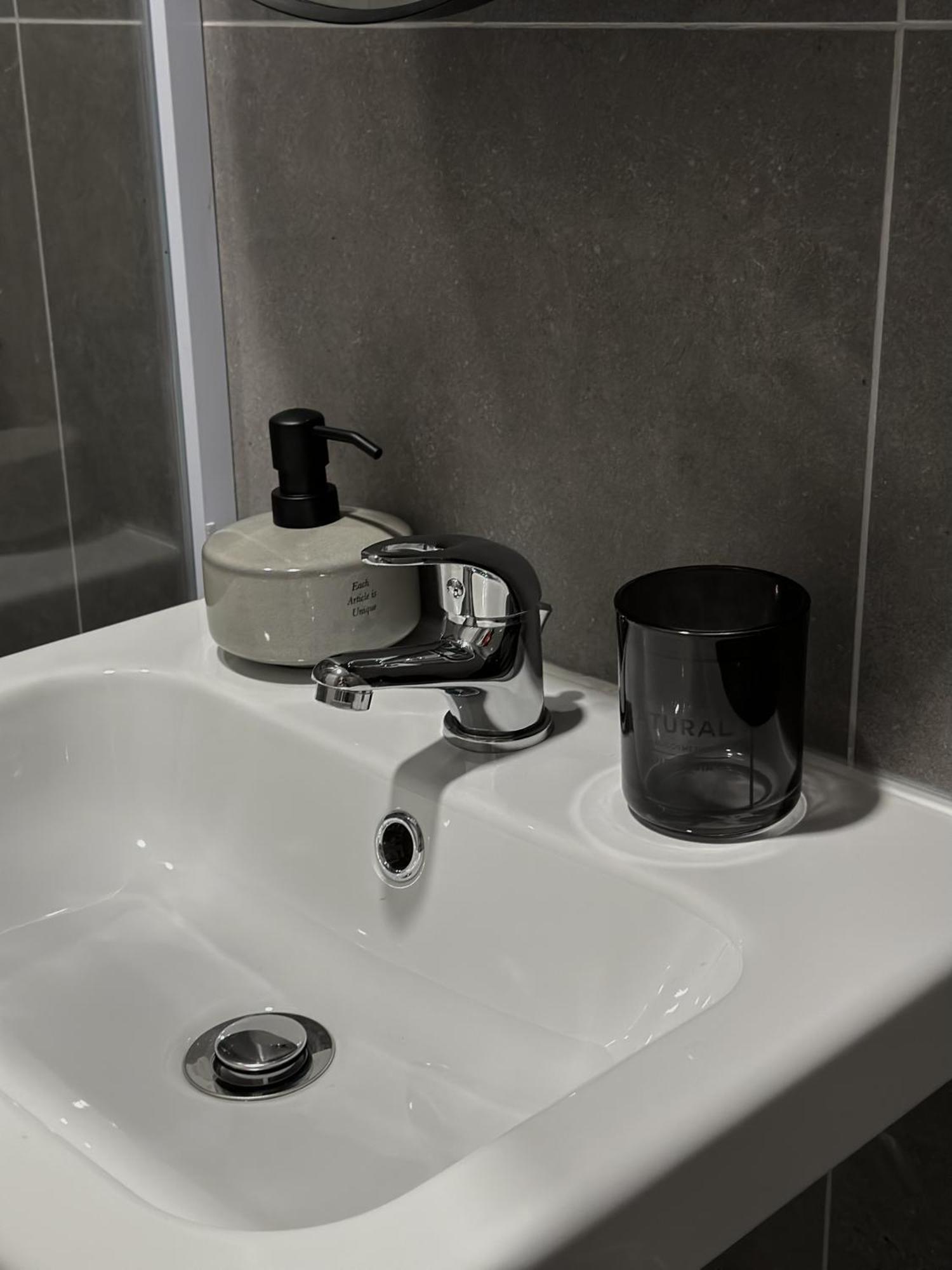 Ya House Aparthotel Будапеща Стая снимка